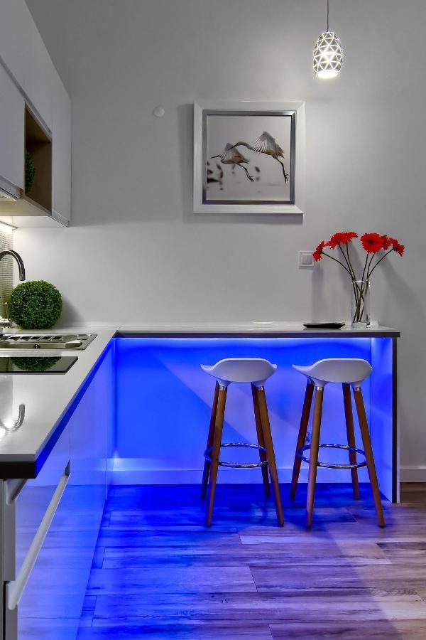 Apartament Bialy Z Jacuzzi Краков Экстерьер фото